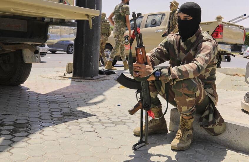 بعد ليلة عاصفة.. طرابلس تستعيد هدوءها وسط تمركز أمني وانتظام حركة الطيران